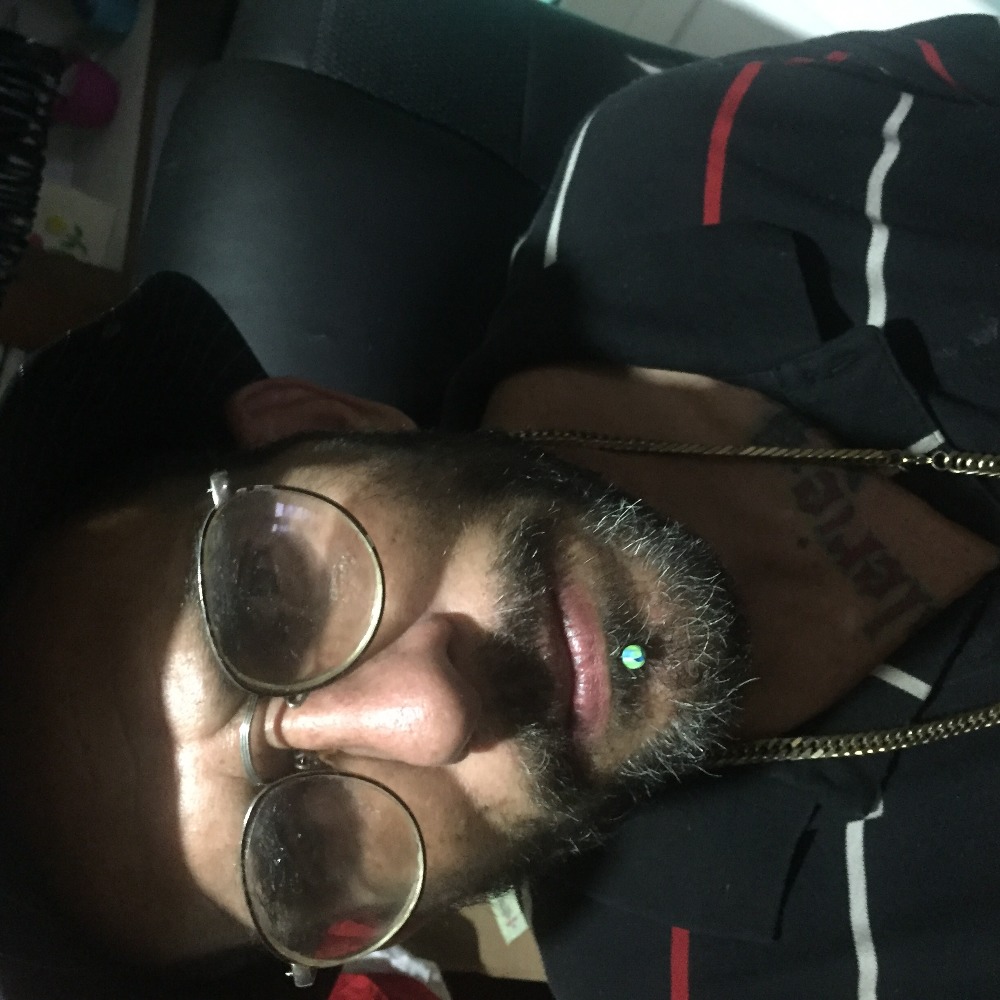 Meet your Posher, Christopher